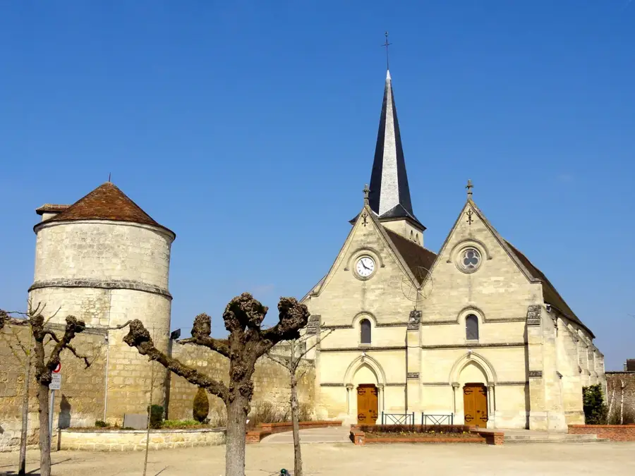 Lacroix-Saint-Ouen – city