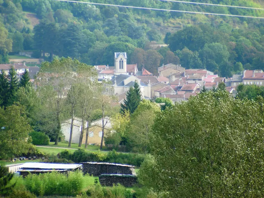 Lagnieu – city