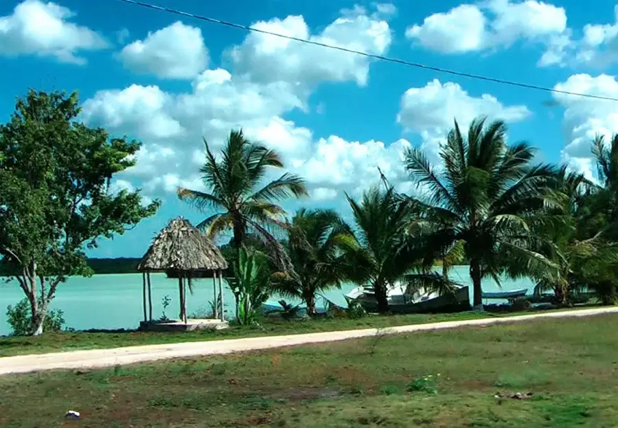 Progresso Lagoon Village — Sarteneja (Belize)