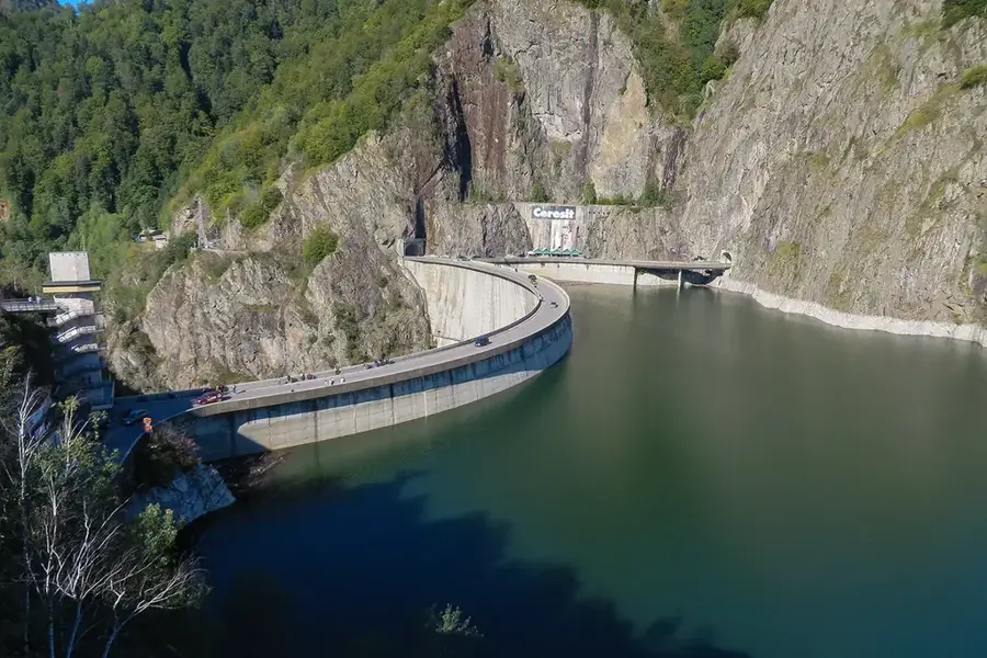Lacul Vidraru – lac