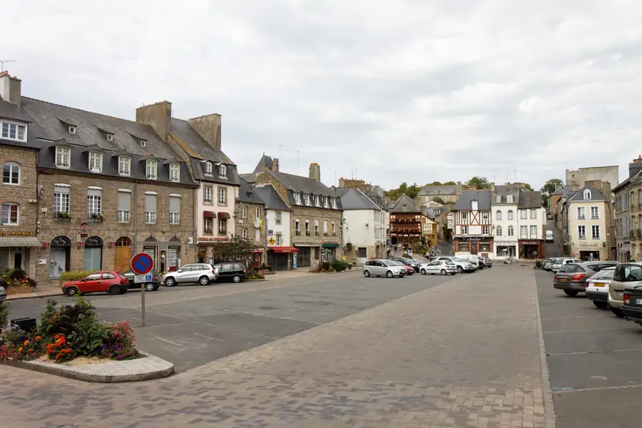 Lamballe – city