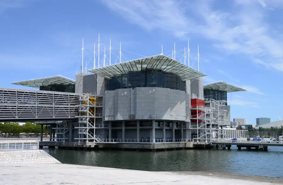 Oceanariul din Lisabona — Pădurea Națională din Mafra (Portugalia)