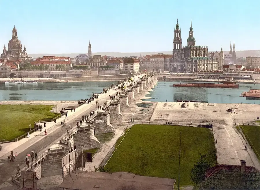 Augustusbrücke Dresden – Sehenswürdigkeit
