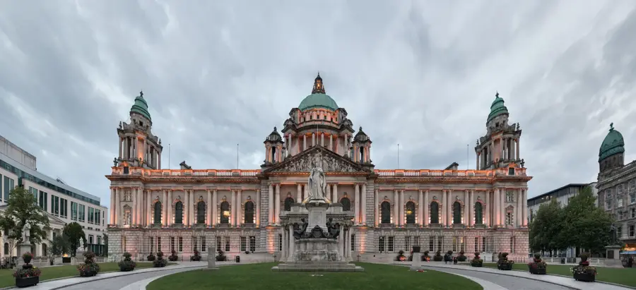 Belfast City Hall — Tory Island (Ireland)