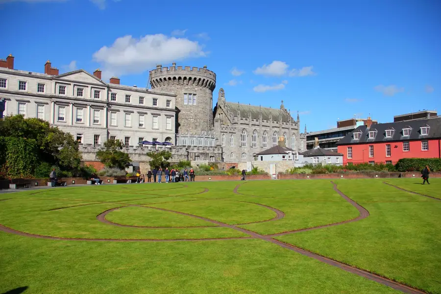 Castelul Dublin — Naas (Irlanda)