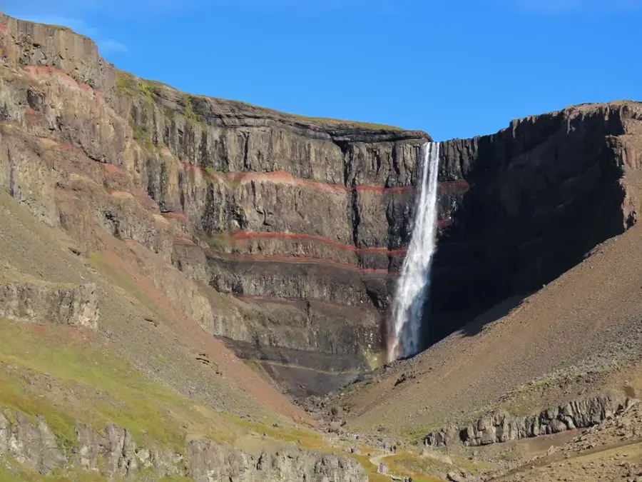Hengifoss — Egilsstaðir (Izland)