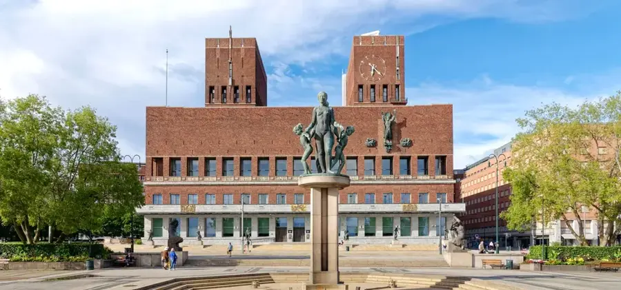 Oslo városháza — Vinstra (Norvégia)