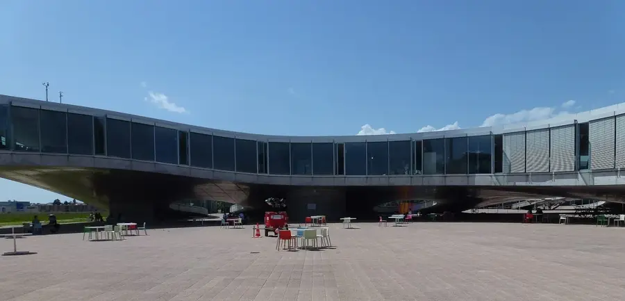 Rolex Learning Center — Sion (Elveția)