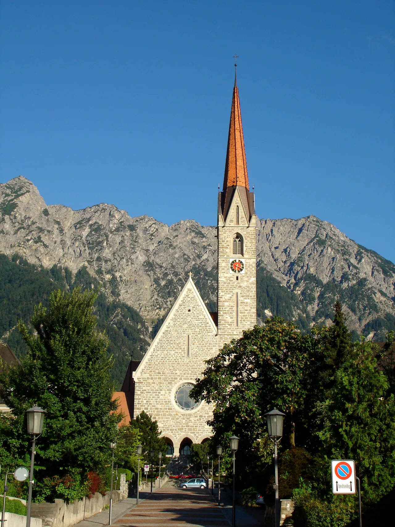 Schaani Városháza — Engländerbau (Liechtenstein)
