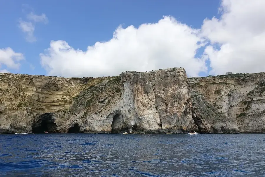 Kék Barlang — Żonqor Point (Málta)