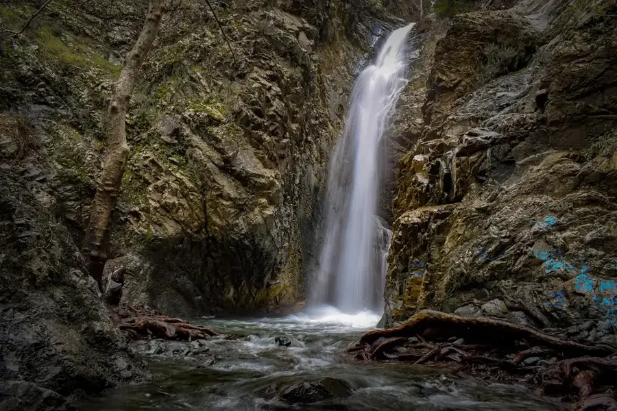 Cascada Millomeris