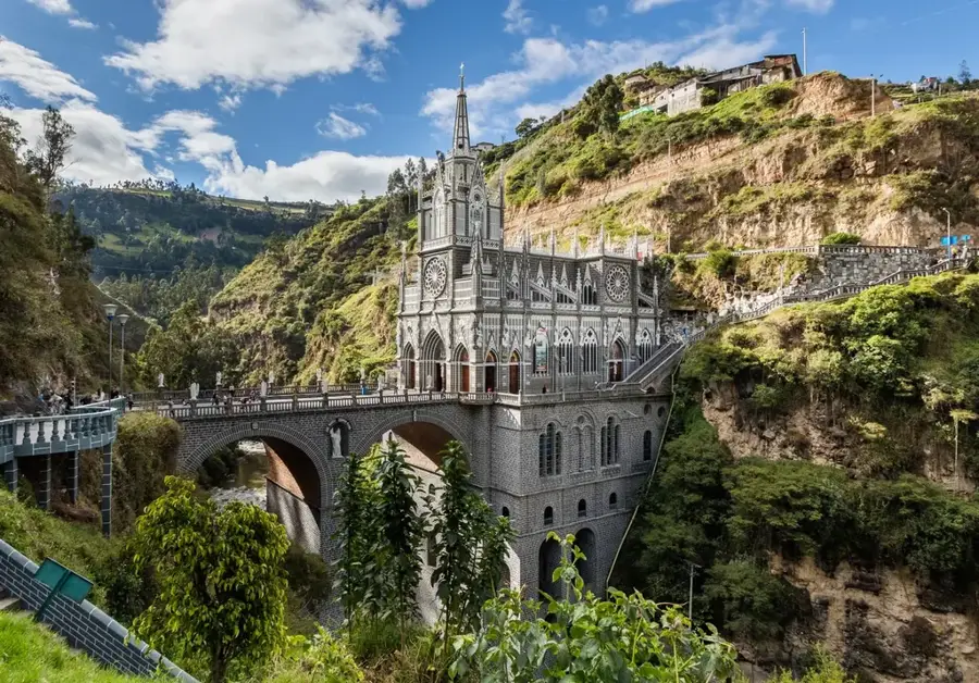 Las Lajas-bazilika — Tulcán (Ecuador)