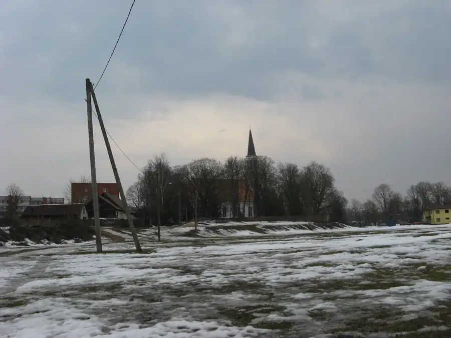 Iecava-Hügelland — Suhar (Oman)