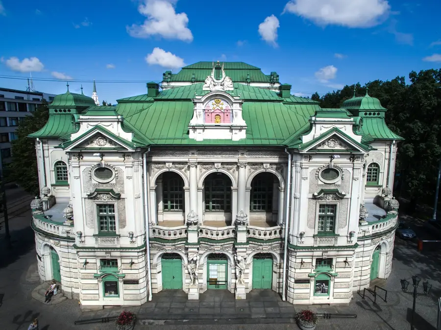 Teatrul Național Leton