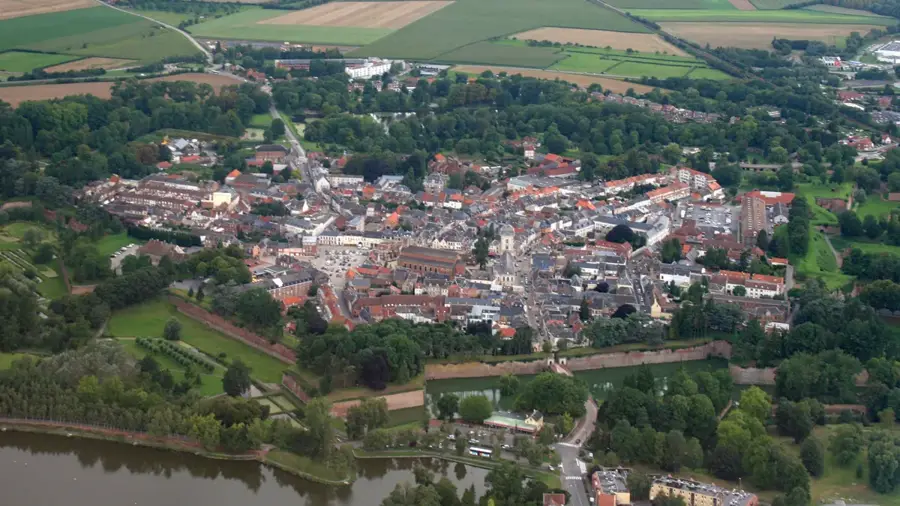 Le Quesnoy – city