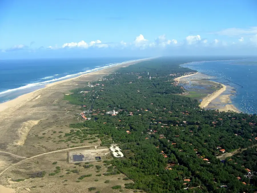 Lège-Cap-Ferret – city