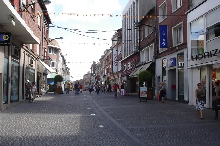 Lens – city
