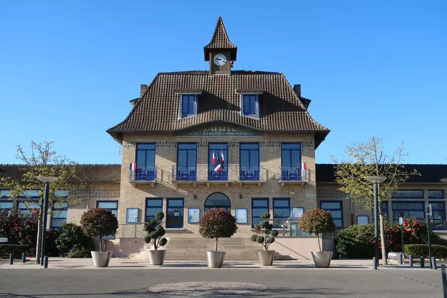 Les Clayes-sous-Bois – city