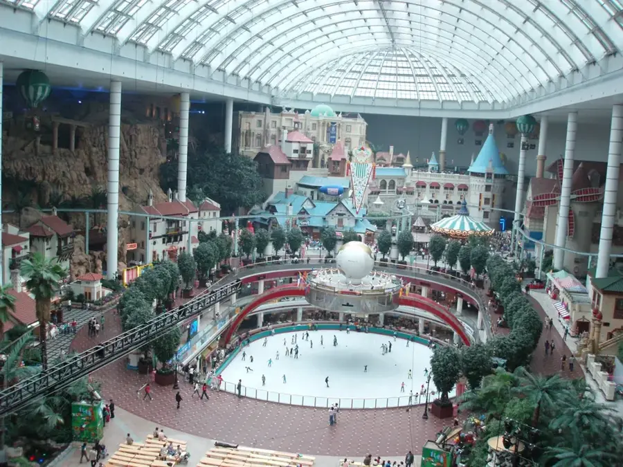 Lotte World Adventure — Pădurea Seul (Coreea de Sud)