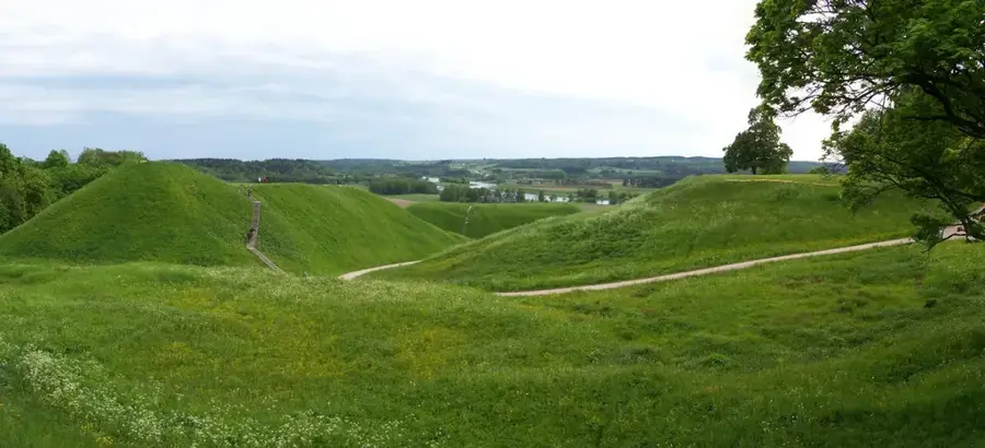 Kernavė — Curonian Spit (Lithuania)