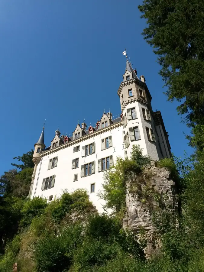 Heffingen Castle Mound — Junglinster (Luxembourg)