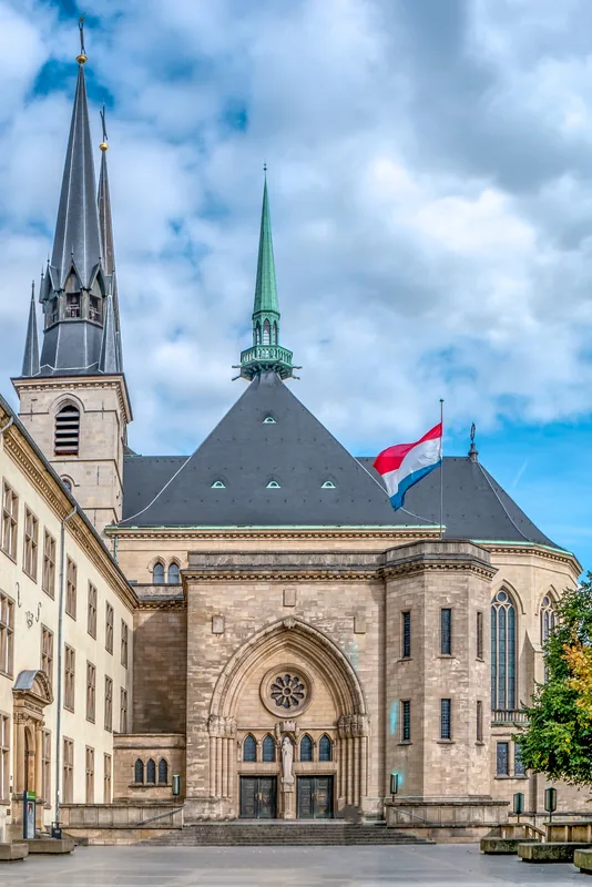 Catedrala Notre-Dame — Cercle Cité (Luxemburg)