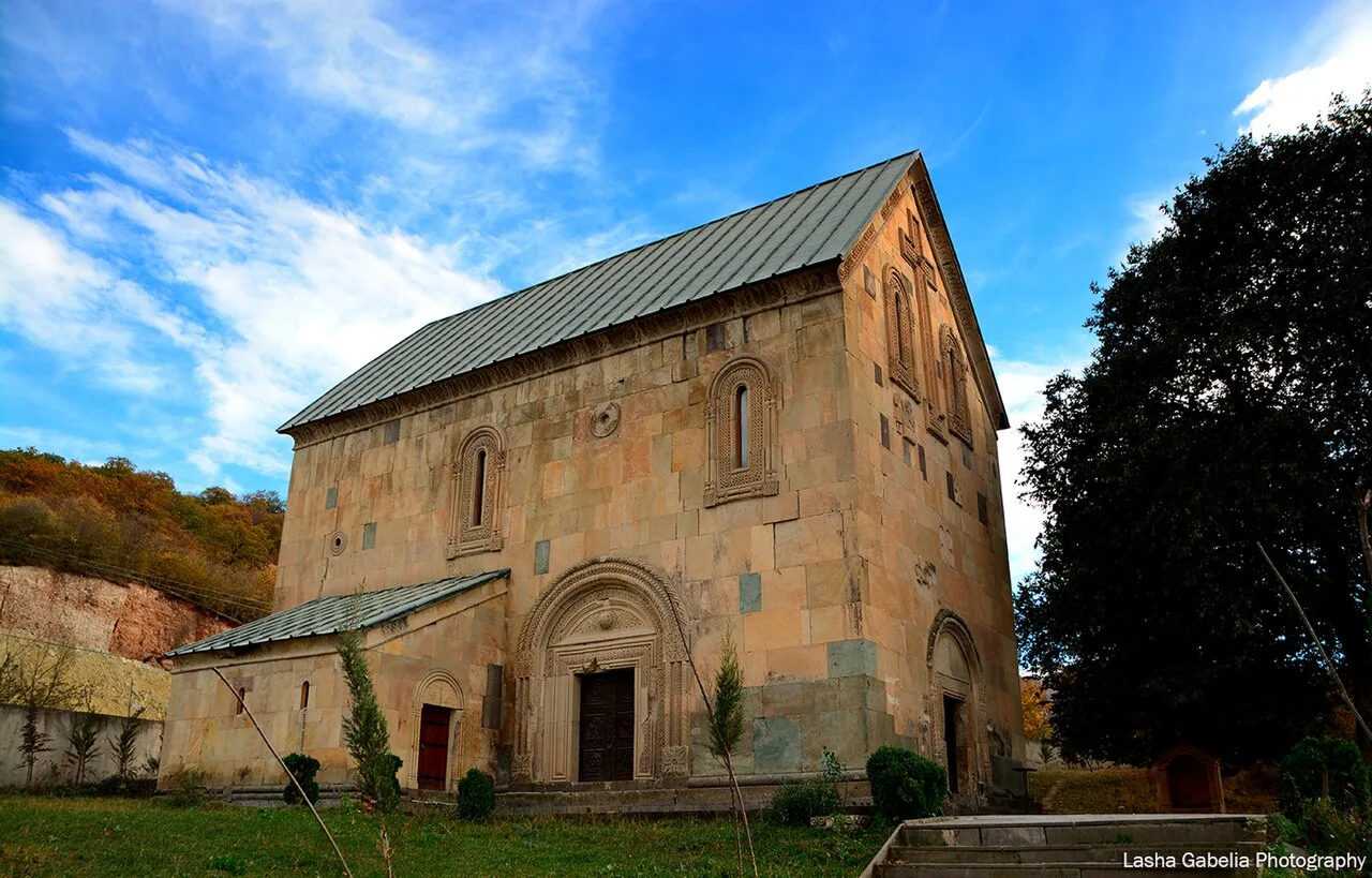 Kupfer- und Goldmine Madneuli — Didgori (Georgien)