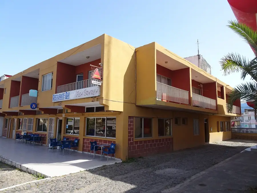 Câmpurile de porumb din interiorul insulei — Golful Tarrafal (Capul Verde)