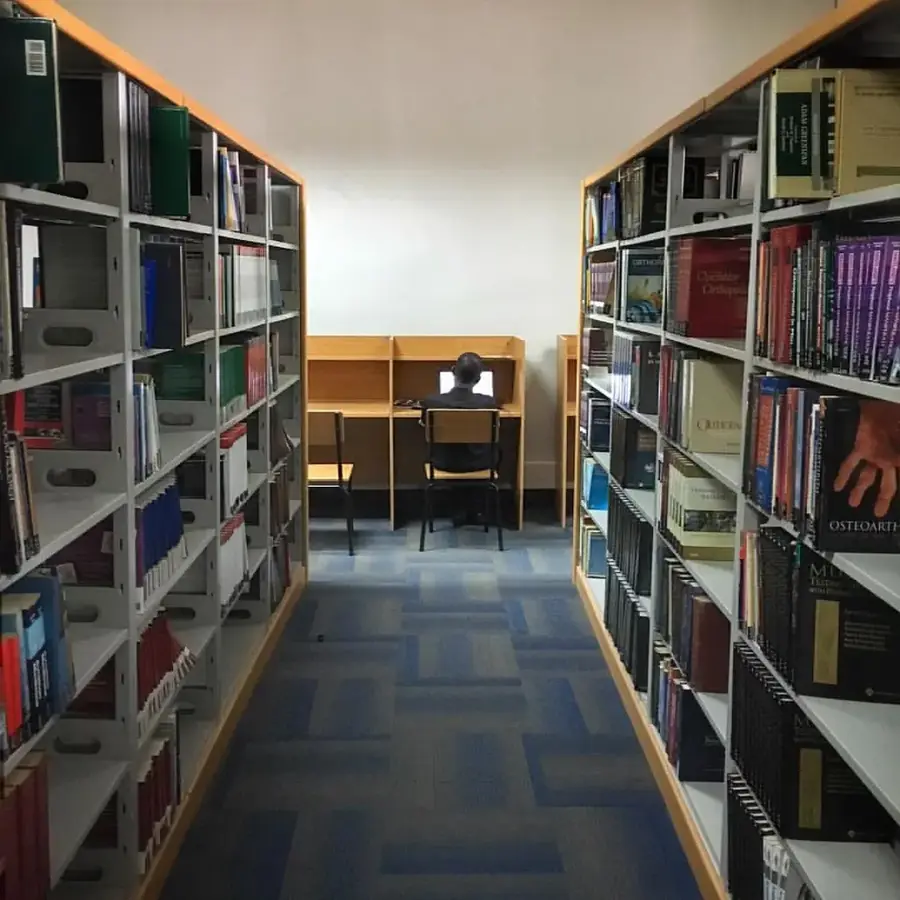 Mandala-Bibliothek — Altes Rathaus Blantyre (Malawi)