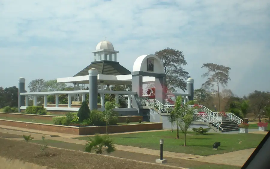Kamuzu Memorial Statue