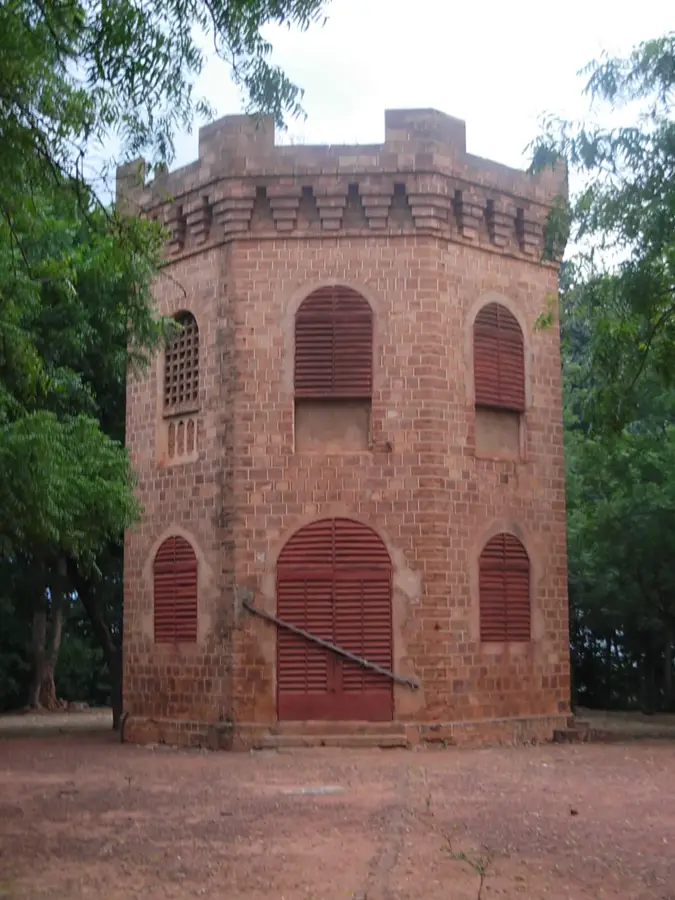Tata din Sikasso — Kignan (Mali)