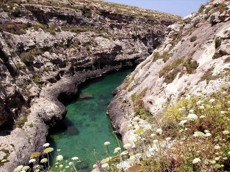 Wied il-Għasri Schlucht — Qala (Malta)