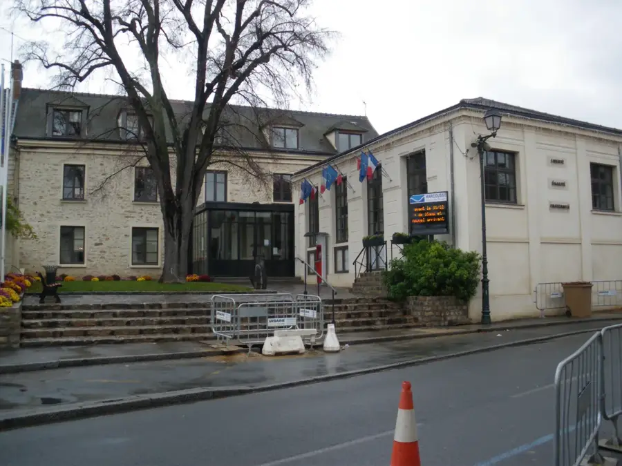 Marcoussis – city