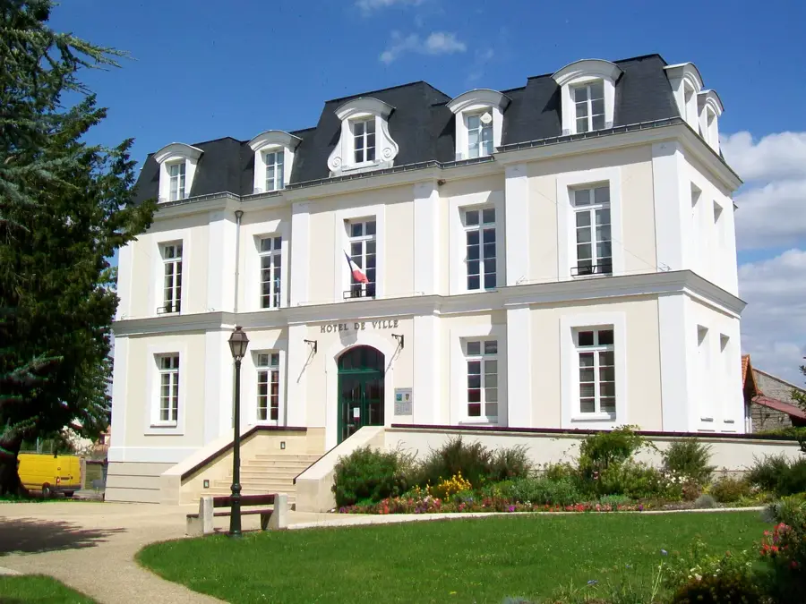Marly-la-Ville – city