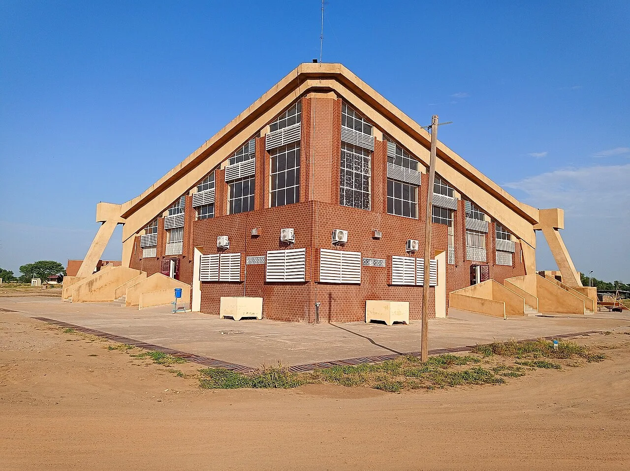 Maroua földimogyoró-föld — Kousséri (Kamerun)