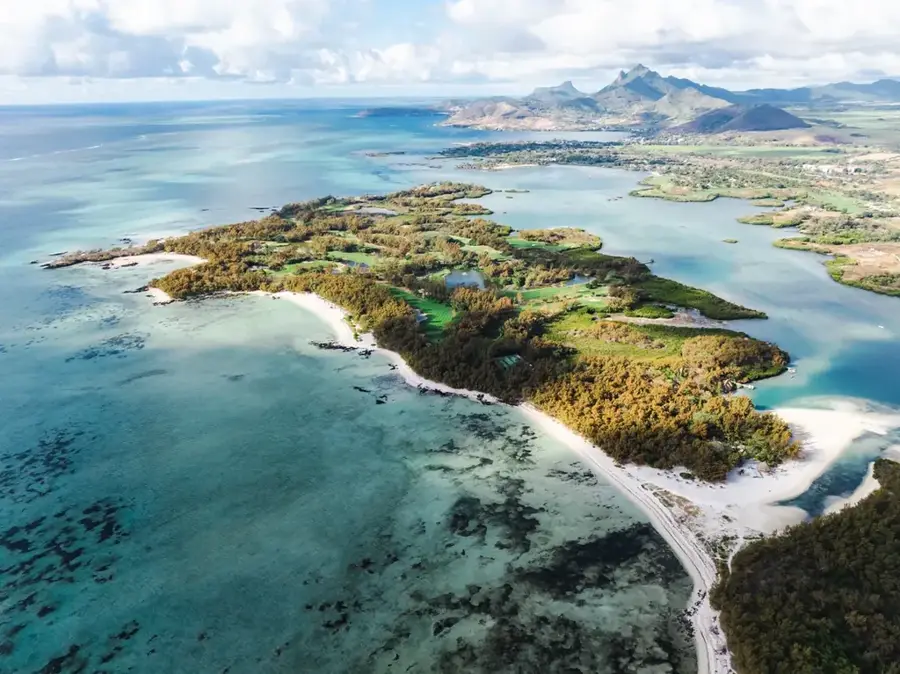 Insula Ile aux Cerfs — Muntele Leului (Mauritius)