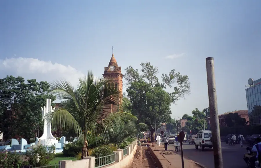 Modibo Keïta Memorial — Martyrs' Bridge (Mali)