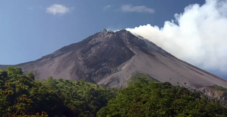 Vulkan Merapi — Surakarta (Solo) (Indonesien)