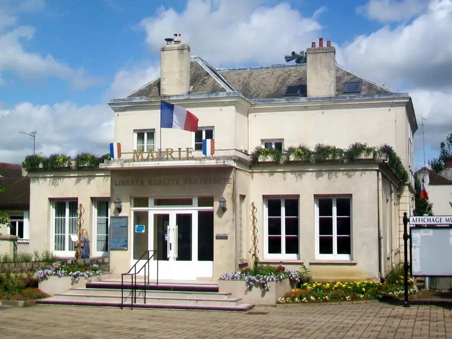Méry-sur-Oise – city