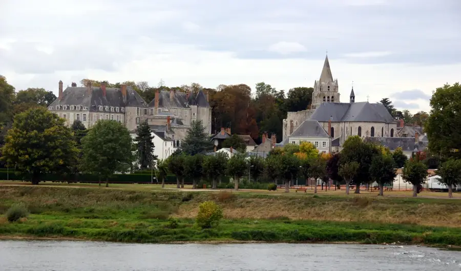 Meung-sur-Loire – city