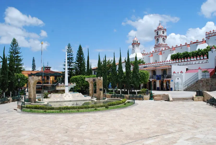 Ixtapan de la Sal — Valea Mexicului (Mexic)