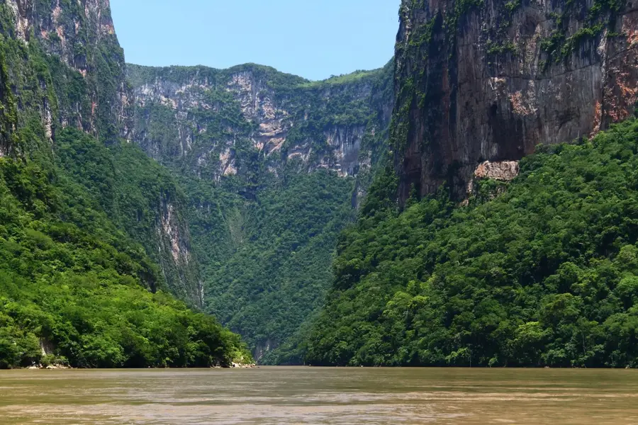 Sumidero Canyon — Yaxchilán (Mexico)