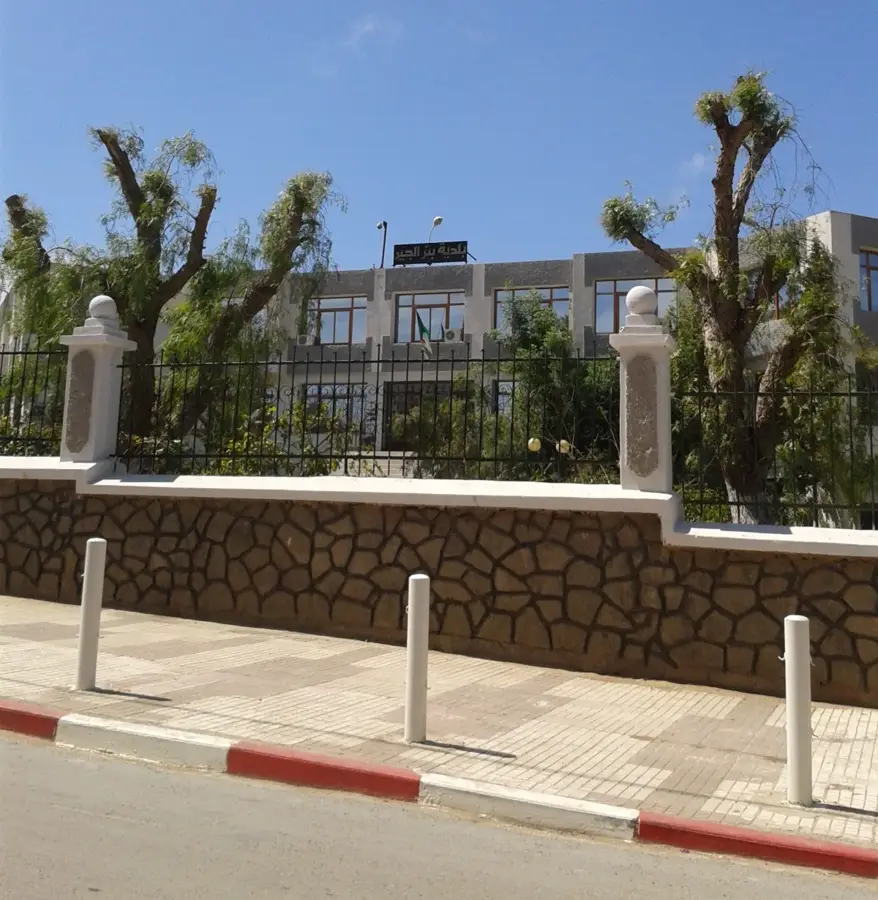Miloud-Hadefi-Stadion