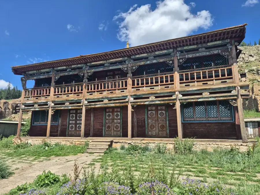 Manzushir Monastery — Aglag Buteel Monastery (Mongolia)