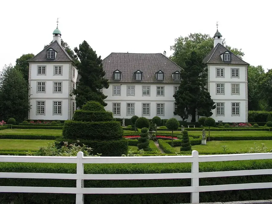 Pommer Manor — Dondușeni (Moldova)