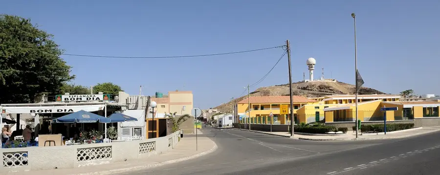 Monte Curral — Kinderspielplatz Espargos (Cabo Verde)