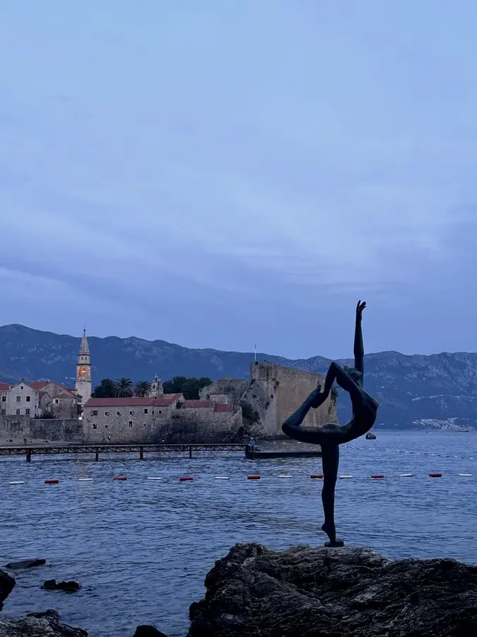 Kirche der Heiligen Dreifaltigkeit Budva — St. Johannes Kirche Budva (Montenegro)