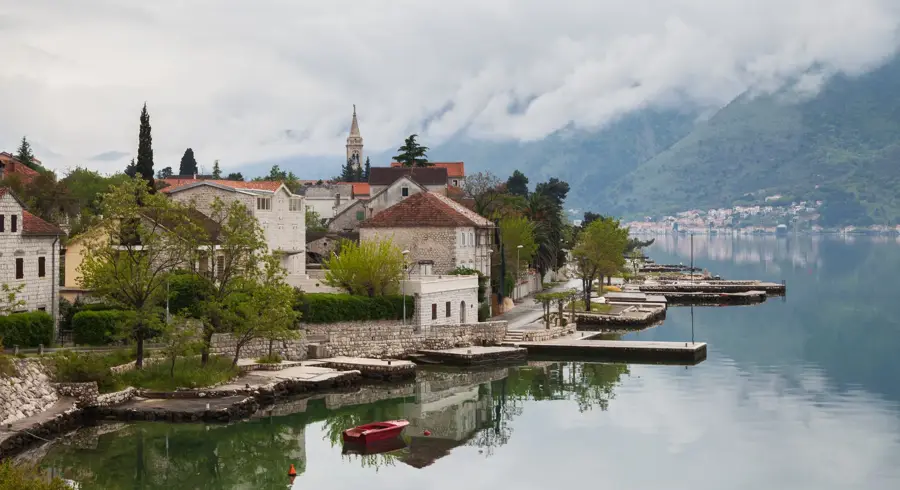 Dobrota — Kotor (Montenegro)
