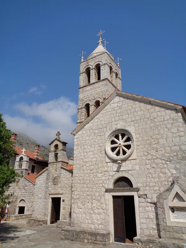 Kloster Reževići — St. Johannes Kirche Budva (Montenegro)