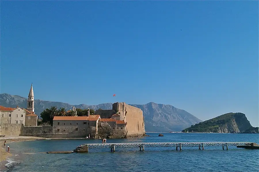 Altstadt von Budva — St. Johannes Kirche Budva (Montenegro)